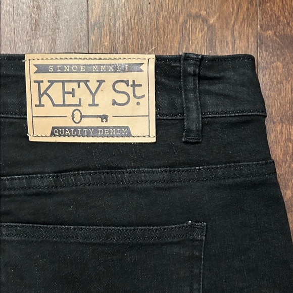 Key Street Black Straight Leg Jeans for Men, Size 38, NWOT - Picture 9 of 11